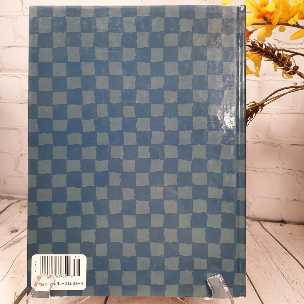 Better Homes & Gardens Painted Crafts Hard Cover Book